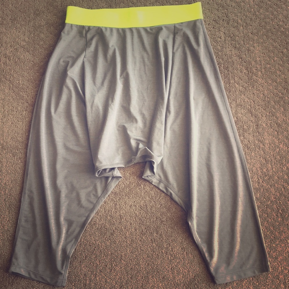 Nike Crop Pants